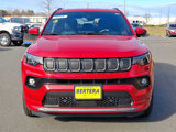 Certified 2022 Jeep Compass Limited image 2