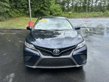 Used 2019 Toyota Camry SE image 2