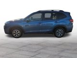 Used 2019 Subaru Forester Premium w/ All-Weather Package image 4
