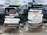 Used 2020 Hyundai Santa Fe SEL image 3