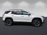 Used 2025 Chevrolet Equinox ACTIV w/ Safety and Technology Package image 2