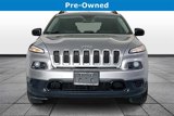 Used 2016 Jeep Cherokee Sport image 3