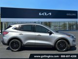 Used 2021 Ford Escape SE w/ Convenience Package image 2