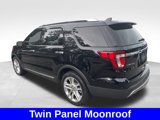Used 2017 Ford Explorer Limited image 3
