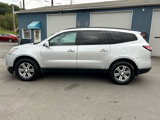 Used 2017 Chevrolet Traverse LT image 2