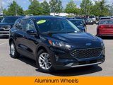 Used 2021 Ford Escape SE image 2