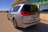 Used 2021 Chrysler Pacifica Touring-L image 5