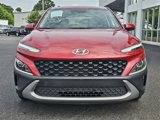 Used 2022 Hyundai Kona SE image 2