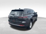 Used 2025 Jeep Grand Cherokee Laredo X image 3