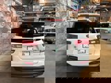 Used 2017 Kia Sorento LX image 4
