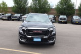 Used 2022 GMC Terrain SLE w/ Driver Convenience Package image 2