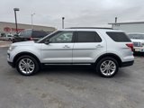 Used 2018 Ford Explorer XLT w/ Equipment Group 202A image 6