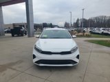 Used 2022 Kia Forte LXS image 2