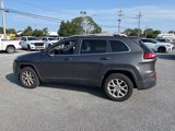Used 2017 Jeep Cherokee Latitude w/ Comfort/Convenience Group image 6