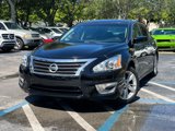 Used 2014 Nissan Altima 2.5 SV image 2