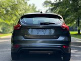 Used 2015 Ford Focus SE w/ SE Sport Package image 4