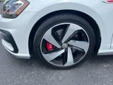 Used 2019 Volkswagen GTI SE image 4