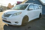 Used 2011 Toyota Sienna XLE image 3