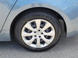 Used 2021 Toyota Corolla LE image 5