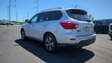Used 2017 Nissan Pathfinder SV image 5