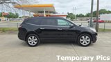 Used 2017 Chevrolet Traverse LT w/ Style and Technology Package image 2