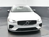 Used 2022 Volvo S60 B5 Momentum image 2