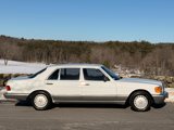 Used 1990 Mercedes-Benz 560 SEL image 2