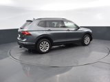 Used 2018 Volkswagen Tiguan SE image 6