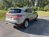 Used 2017 Lincoln MKC Select w/ Lincoln MKC Climate Package image 4