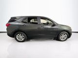 Used 2021 Chevrolet Equinox LS w/ LS Convenience Package image 4