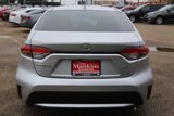 Used 2021 Toyota Corolla LE image 4