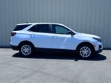 Used 2024 Chevrolet Equinox LS w/ LS Convenience Package image 2