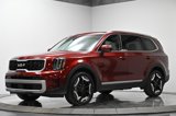 Used 2023 Kia Telluride EX w/ EX Captain's Chair Package image 2