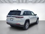 Used 2022 Jeep Grand Cherokee Limited image 3