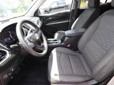 Used 2021 Chevrolet Equinox LT image 2