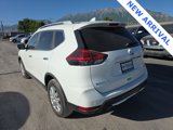 Used 2020 Nissan Rogue SV image 3