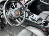 Used 2022 Porsche Macan S image 4