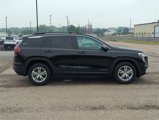 Used 2024 GMC Terrain SLE w/ Driver Convenience Package image 2