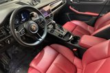 Certified 2022 Porsche Macan image 4