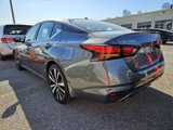 Used 2022 Nissan Altima 2.5 SR image 2