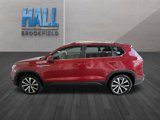 Certified 2022 Volkswagen Taos SE w/ IQ.Drive SE Package image 3