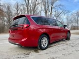 New 2025 Chrysler Pacifica Select image 6