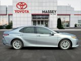 Used 2018 Toyota Camry XLE image 2