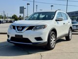Used 2016 Nissan Rogue S image 2