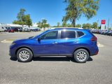 Used 2020 Nissan Rogue SV image 3