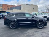 Used 2024 Kia Sorento S image 5