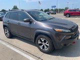 Used 2014 Jeep Cherokee Trailhawk image 2