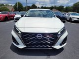 Used 2024 Nissan Altima 2.5 SR image 2