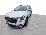 Certified 2022 GMC Terrain SLE w/ Driver Convenience Package image 3