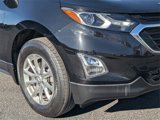 Used 2021 Chevrolet Equinox LT image 2